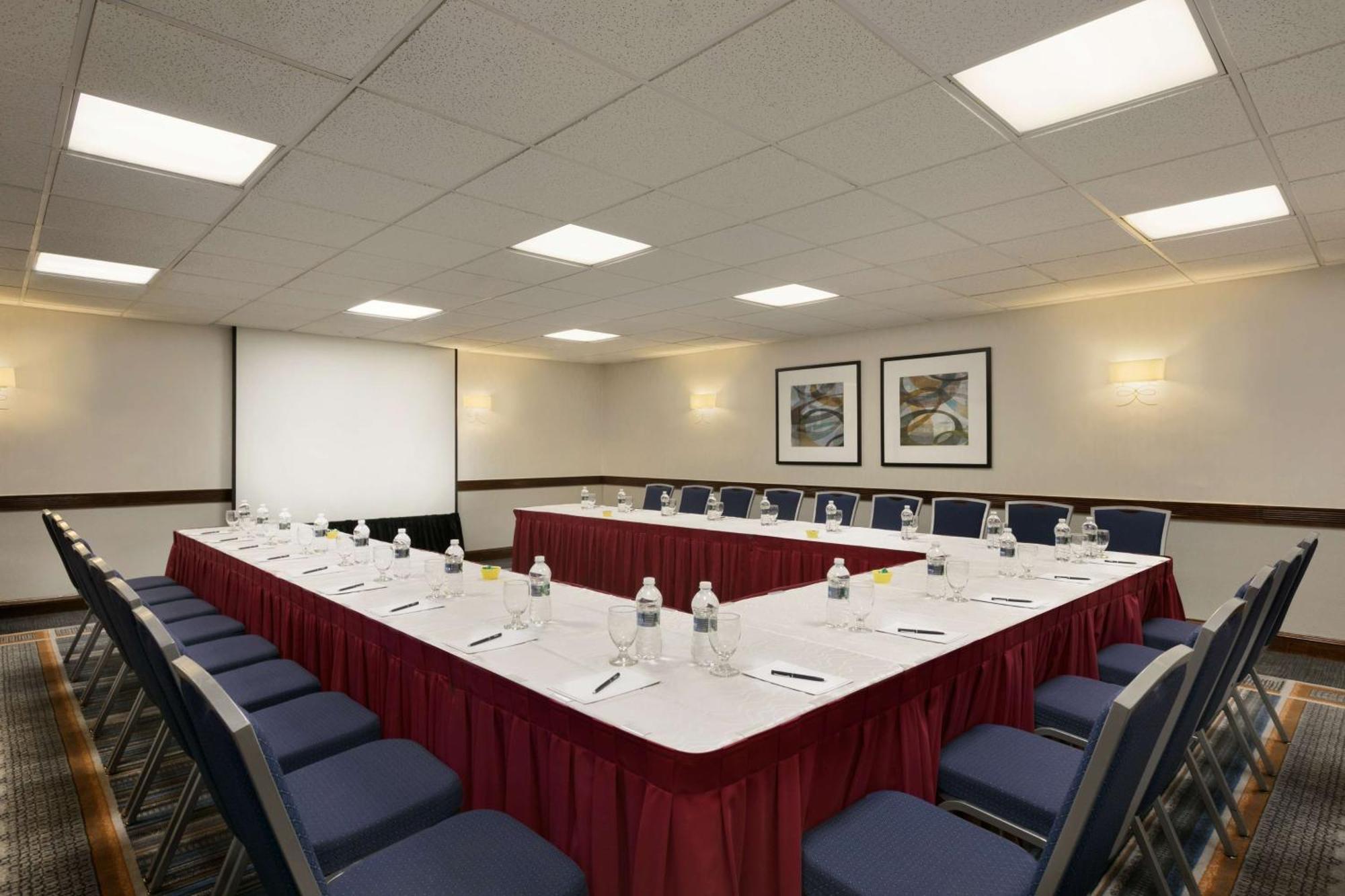 Hilton Long Island/Huntington Hotel Melville Luaran gambar